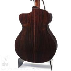 ISAAC JANG GUITARS OM Cutaway_3
