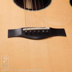 ISAAC JANG GUITARS OM Cutaway_11