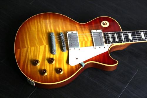 Gibson Historic Collection 1959 Les Paul Standard Reissue  Figured  1999年初期の3ケタシリアル