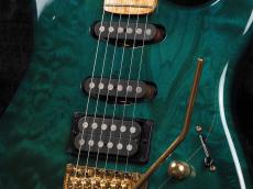 SCHECTER USA Custom ST Type "Solid Quilt Maple Body" ~See Through Blue~_5