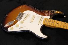 Fender Stories Collection Eric Johnson 1954”Virginia” Stratocaster 2-Color Sunburst 2023_3