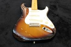 Fender Stories Collection Eric Johnson 1954”Virginia” Stratocaster 2-Color Sunburst 2023_6