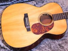 Martin OOO-18 '53 w/PU_3