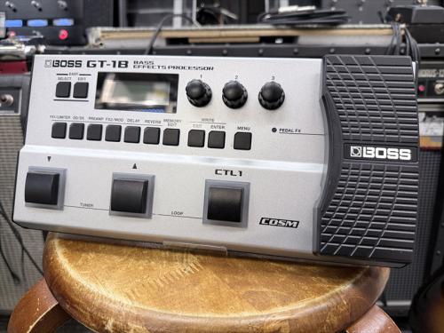 BOSS GT-1B  -Bass Effect Processor-
