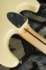 Fender Japan Exclusive Classic 70s Stratocaster Vintage White 2015_8