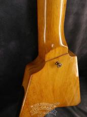 Gibson 1981 Heritage Korina Flying V_10
