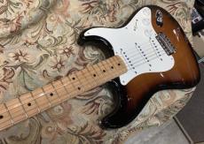 Fender Made in Japan Heritage 50s Stratocaster Maple Fingerboard 2-Color Sunburst_4