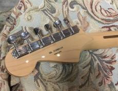 Fender Made in Japan Heritage 50s Stratocaster Maple Fingerboard 2-Color Sunburst_5