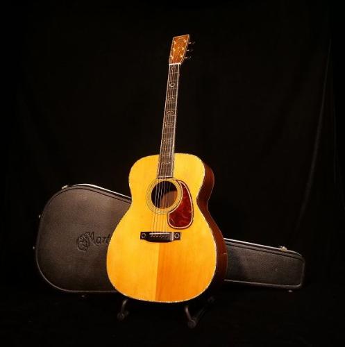 Martin Martin J-45M Deluxe Limited Edition【1986年製 世界限定17本”ギターズ オブザ マンス” クリスマーチン4世 ファーストモデル 世界中探しても出てこない激レアモデルです! 】解説試奏動画ご覧ください。