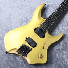 Acacia Guitars Medusa6 Multiscale「Gold」「S/N:J2236」 現物画像