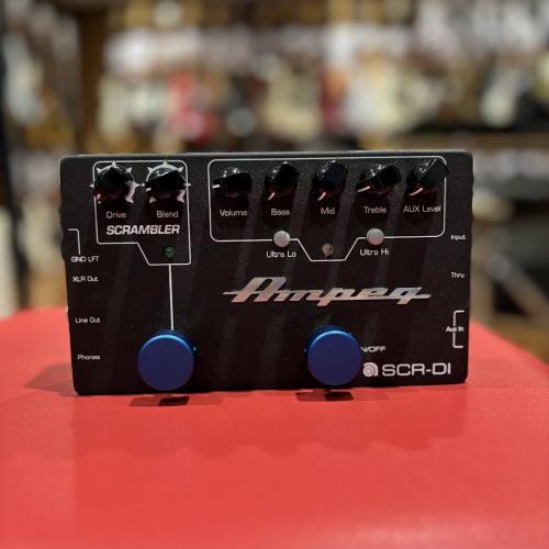 Ampeg SCR-DI