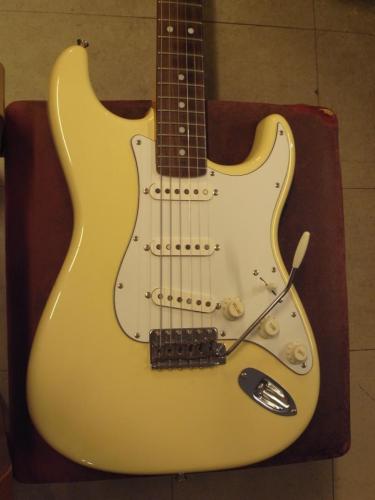 Truth GUITAR SHOP STRAT MODEL