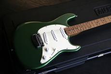 MUSIC MAN Cutlass RS SSS Charging Green  _3