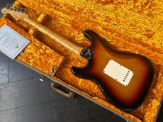 Fender Custom Shop Custom　60'S  Stratocaster バーズアイメイプルネック　マスターグレード期_4