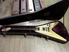 Gibson 1980 Flying V "Silver Sky Finish"_11