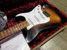Fender Custom Shop Limited Edition 70th Anniversary 1954 Stratocaster Heavy Relic Wide Fade 2Color Sunburst_10