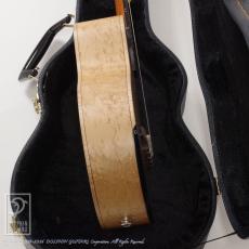TODA Guitars ALIEN (Koa Birdseye Maple)_10