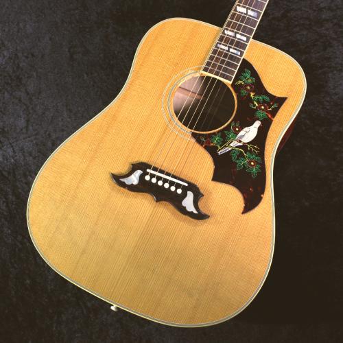 Gibson 【2026年個体】【良杢個体】Custom Shop Murphy Lab 1963 Dove Light Aged