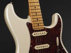 Fender Player Plus Stratocaster Maple Fingerboard ~Olympic Pearl~_4