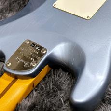 Fender American Ultra Luxe Vintage '60s Stratocaster Ice Blue Metallic / Rosewood【2025年NEWモデル】_8