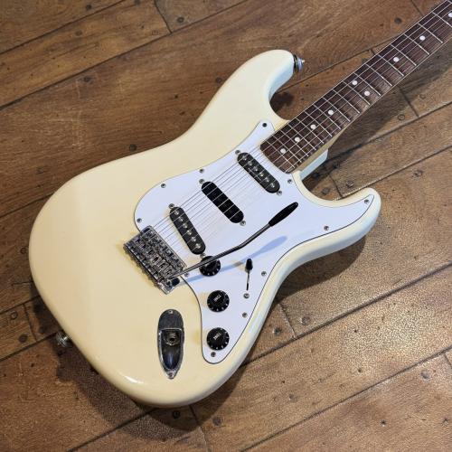 Fender Japan ST72-145RB【改装閉店セール!】