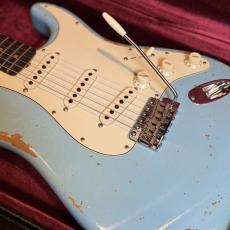 Fender Custom Shop Limited Edition 1964 Stratocaster L-Series Heavy Relic 3A RW FB Aged Daphne Blue_4
