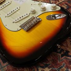 Fender Made in Japan Traditional 60s Stratocaster, Rosewood Fingerboard, 3-Color Sunburst【日本製】_3
