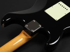 Fender Japan Exclusive Classic 60s Stratocaster Rosewood Fingerboard ~Black~_11