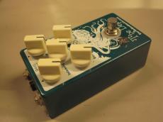 Earth Quaker Devices The Depths_4