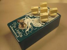 Earth Quaker Devices The Depths_5