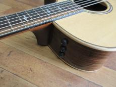 Taylor 814CE DLX V-CLASS_7