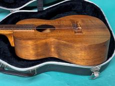 Kamaka Baritone Ukulele White Label_4