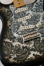 Fender Made in Japan Limited  Stratocaster Black Paisley 【生産完了モデル】【3.55kg】 【JD25019105】_3