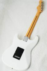 Fender Made in Japan Hybrid II Stratocaster Maple Fingerboard Arctic White 【3.47kg】_8