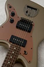 Fender 2026 Made in Japan Hybrid II Jazzmaster Satin Metallic Matte Champagne Mirage 【3.48kg】_4