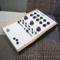 KOMA ELEKTRONIK FT201 Analog State Variable Filter/10 Step Sequencer