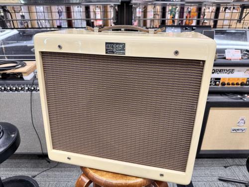 Fender Custom Shop Master Built Woody Jr Ash