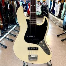 Fender Japan AJB