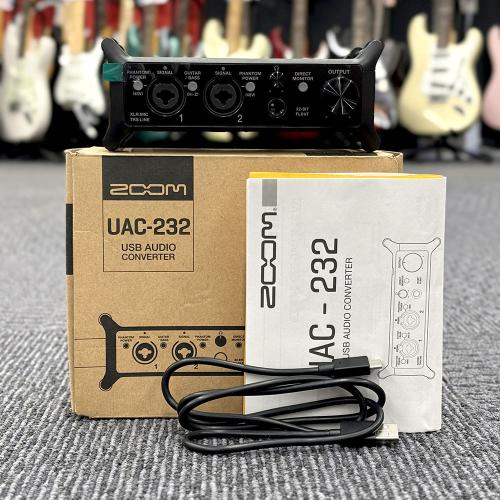 ZOOM UAC-232