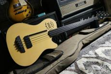 Godin A4 Ultra Fretless SA 2014
