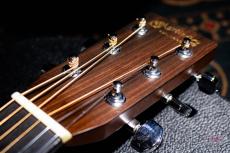 Martin HD-28 / 2002_3