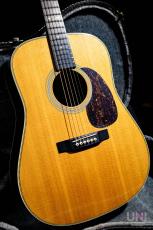Martin HD-28 / 2002_10