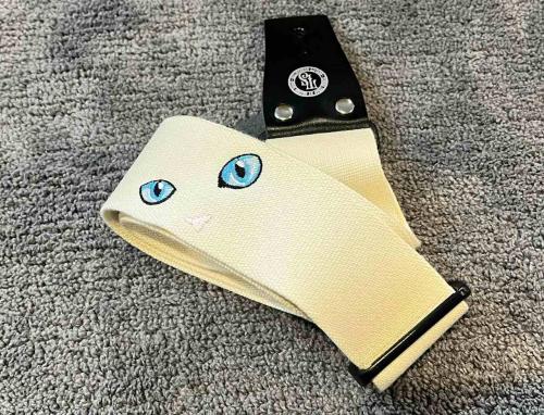 TENDER STRAP TS-2 AC 白ねこ【ギターストラップ】【刺繍ストラップ】