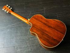 Larrivee LV-10 MR　Custom　マダガスカルローズ　25本限定_4