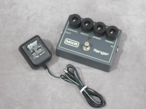 MXR flenger  M117
