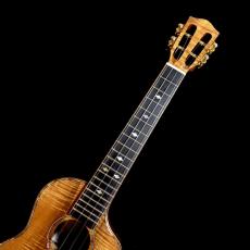 KOU ukulele Tenor Cutaway A model - Premium Curly Koa -_8