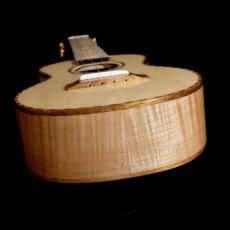 KOU ukulele Concert LN D model - Moon spruce / Curly Maple -_5