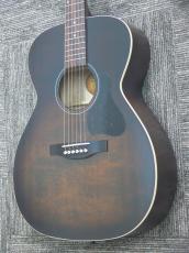Art & Lutherie Legacy Bourbon Burst_3