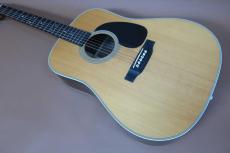 Martin D-28 / 70s Style Grover Peg・Solid Spruce Top・Solid Rosewood Side and Back・Ebony Fingerboard & Bridge・Black Pick guard・All Original Condition【With Original Hard Case】  2010年製_3