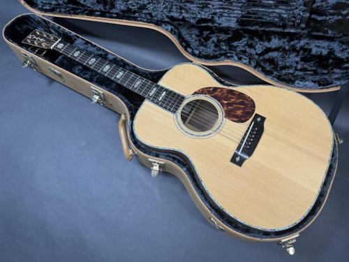 K.Yairi YF-00045 Special CTM / Solid Engelmann Spruce Top・Solid Madagascar Rosewood Back and Side・Original Open Back peg・000-45 Type All Abalone Trim and Rosette・Long Saddle・Kazuo Yairi. Signed【With Original 